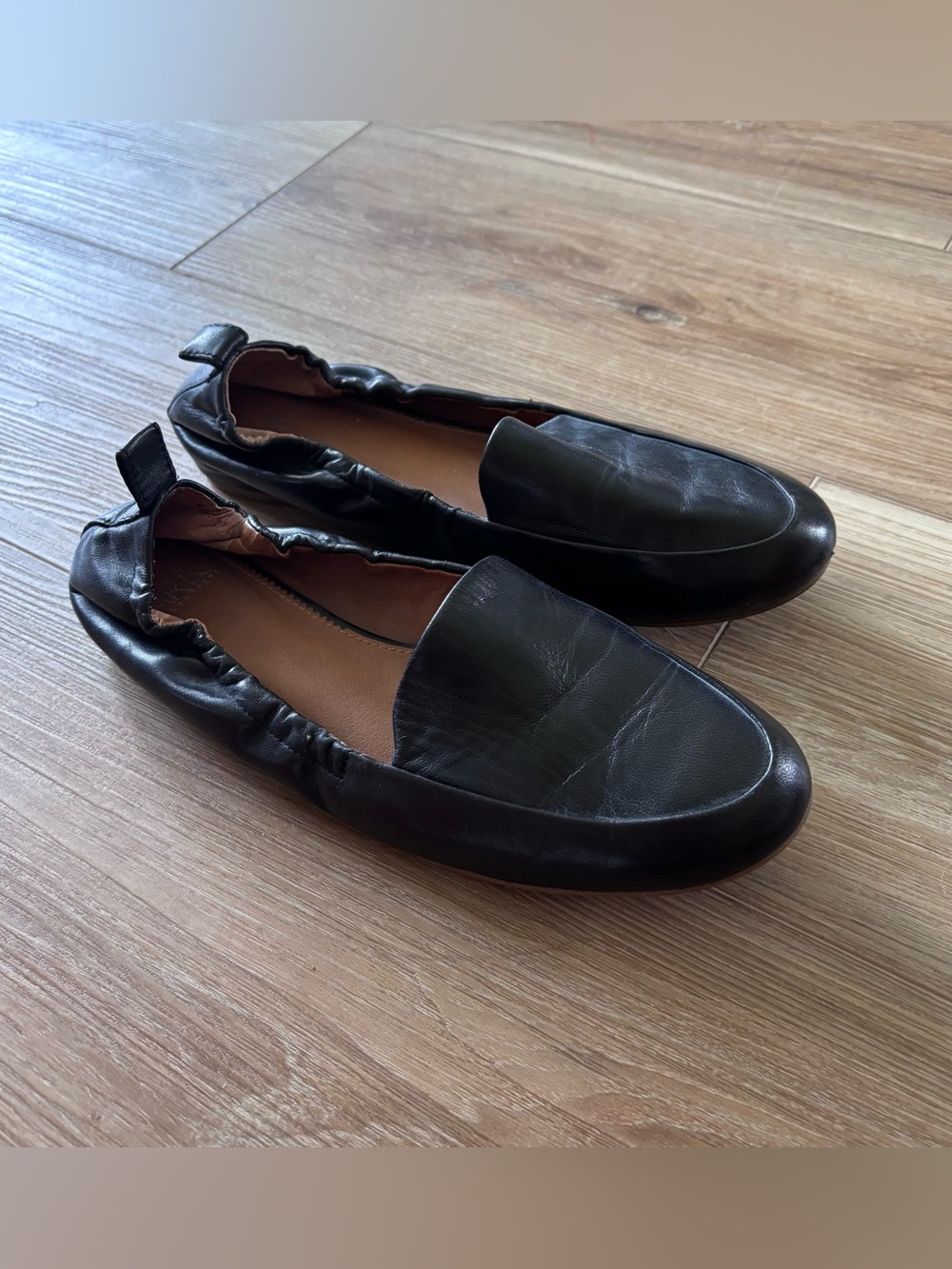 Franco Sarto Classic Black Leather Slip-On Loafers for women size 8 Stacey